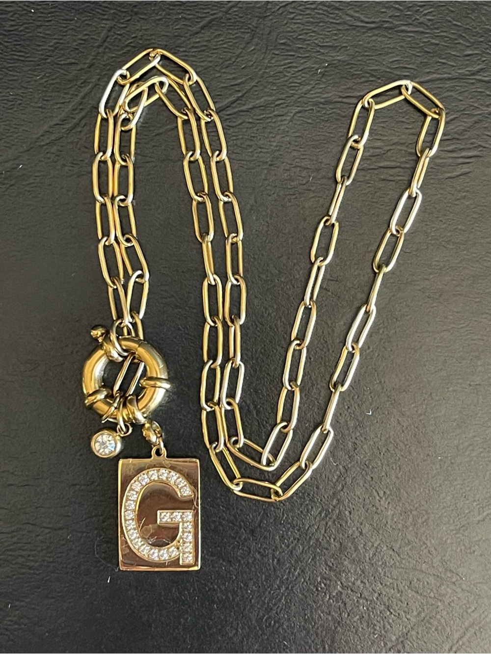 18KT Gold plated crystal G Initial Pendant Necklace.